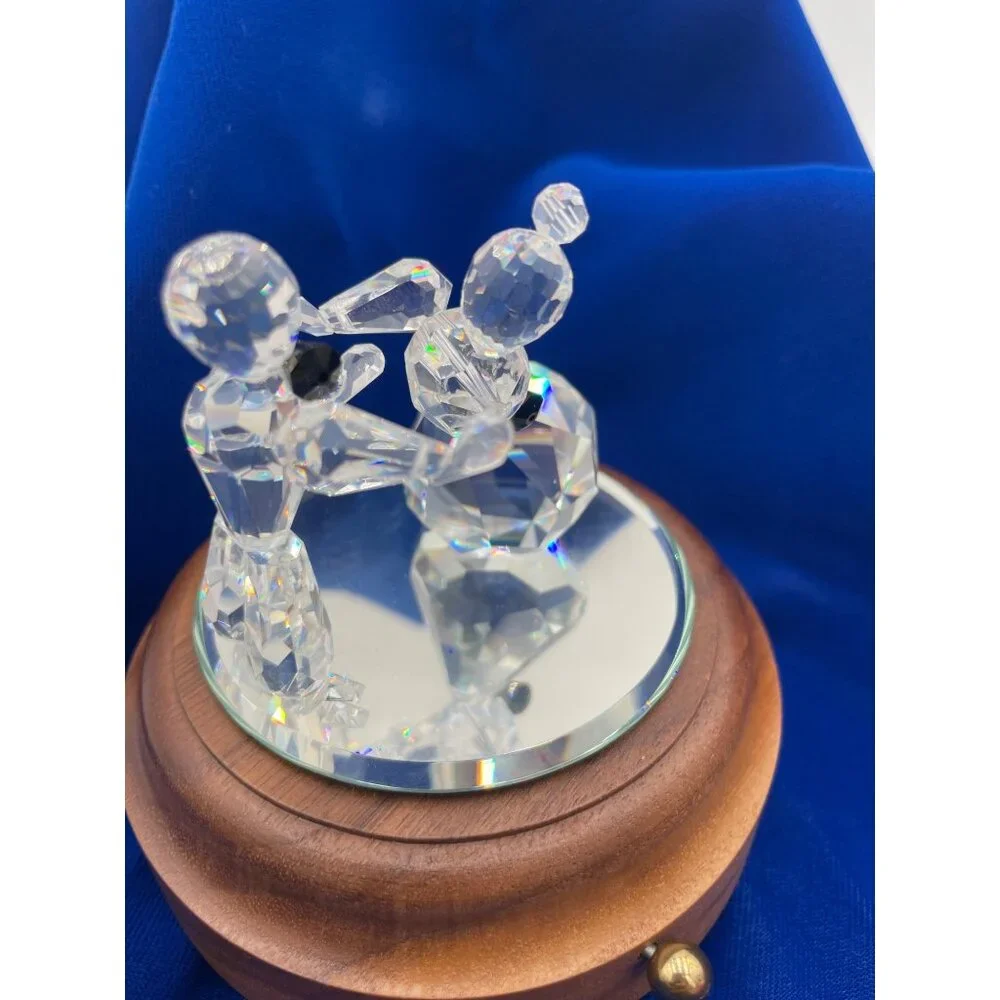 Swarovski Crystals  Wedding Couple Figurine Music Box Anniversary Waltz